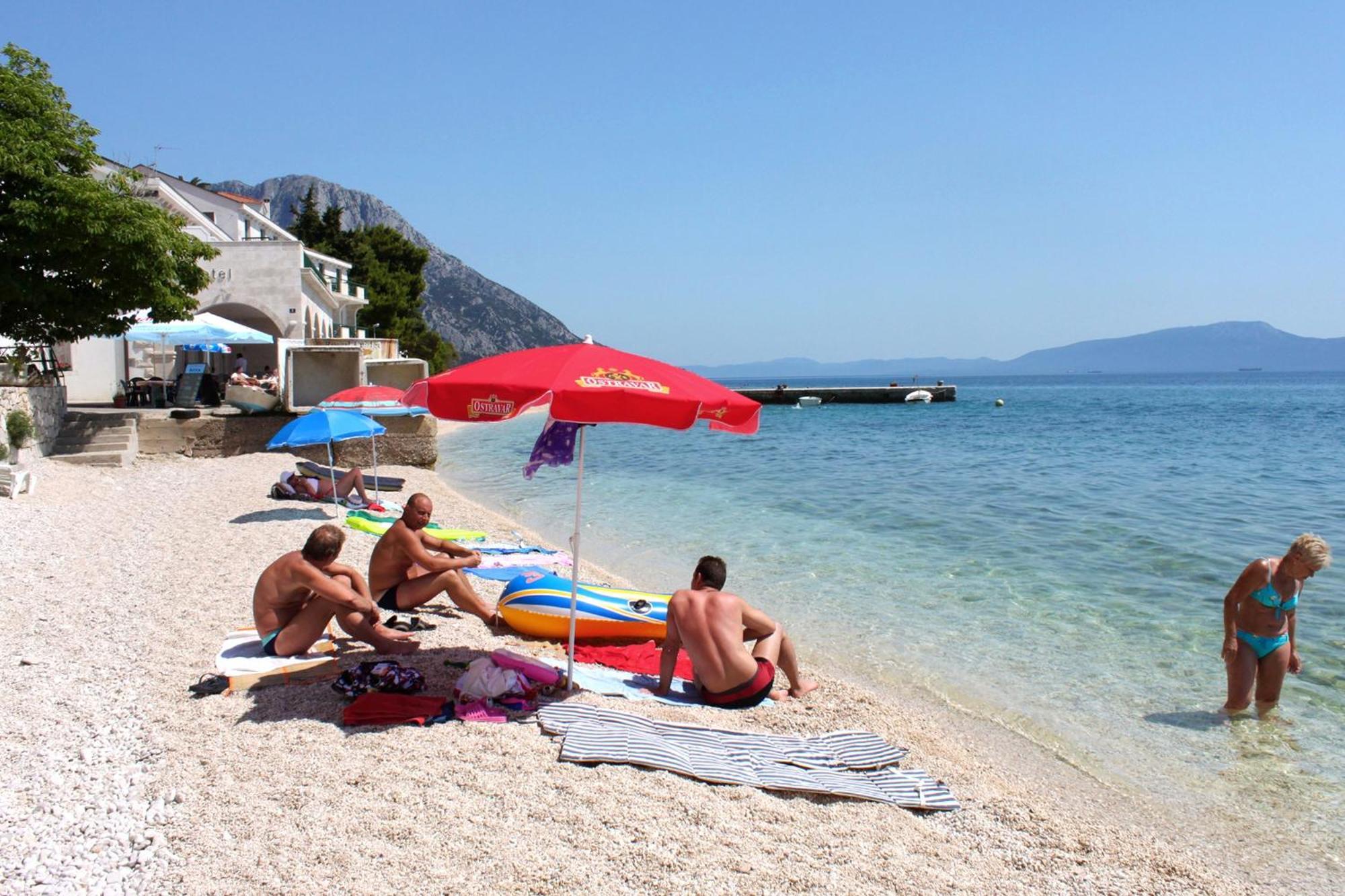 Apartments By The Sea Podaca, Makarska - 4734 Ngoại thất bức ảnh