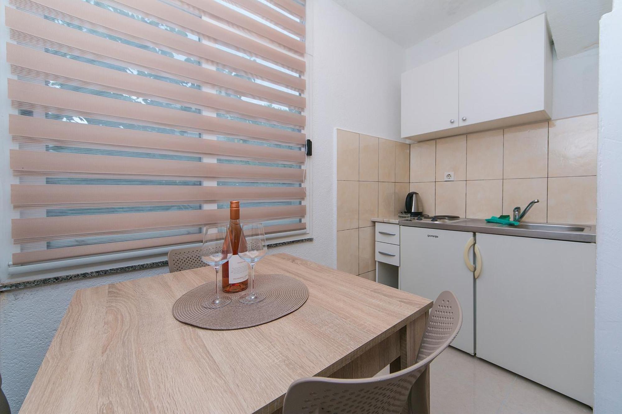 Apartments By The Sea Podaca, Makarska - 4734 Ngoại thất bức ảnh