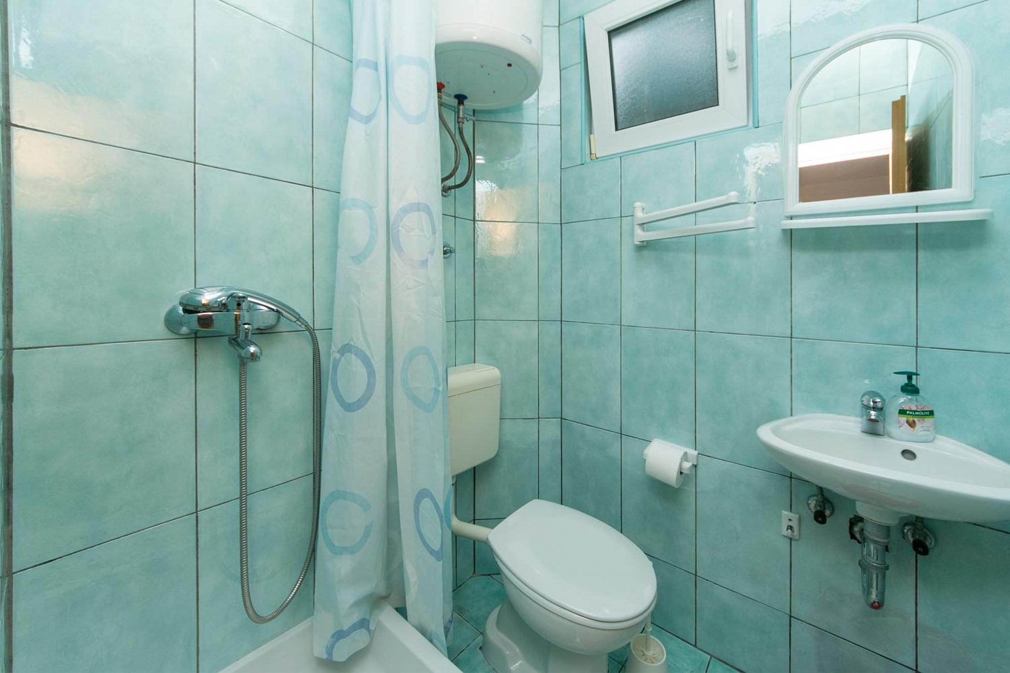 Apartments By The Sea Podaca, Makarska - 4734 Ngoại thất bức ảnh
