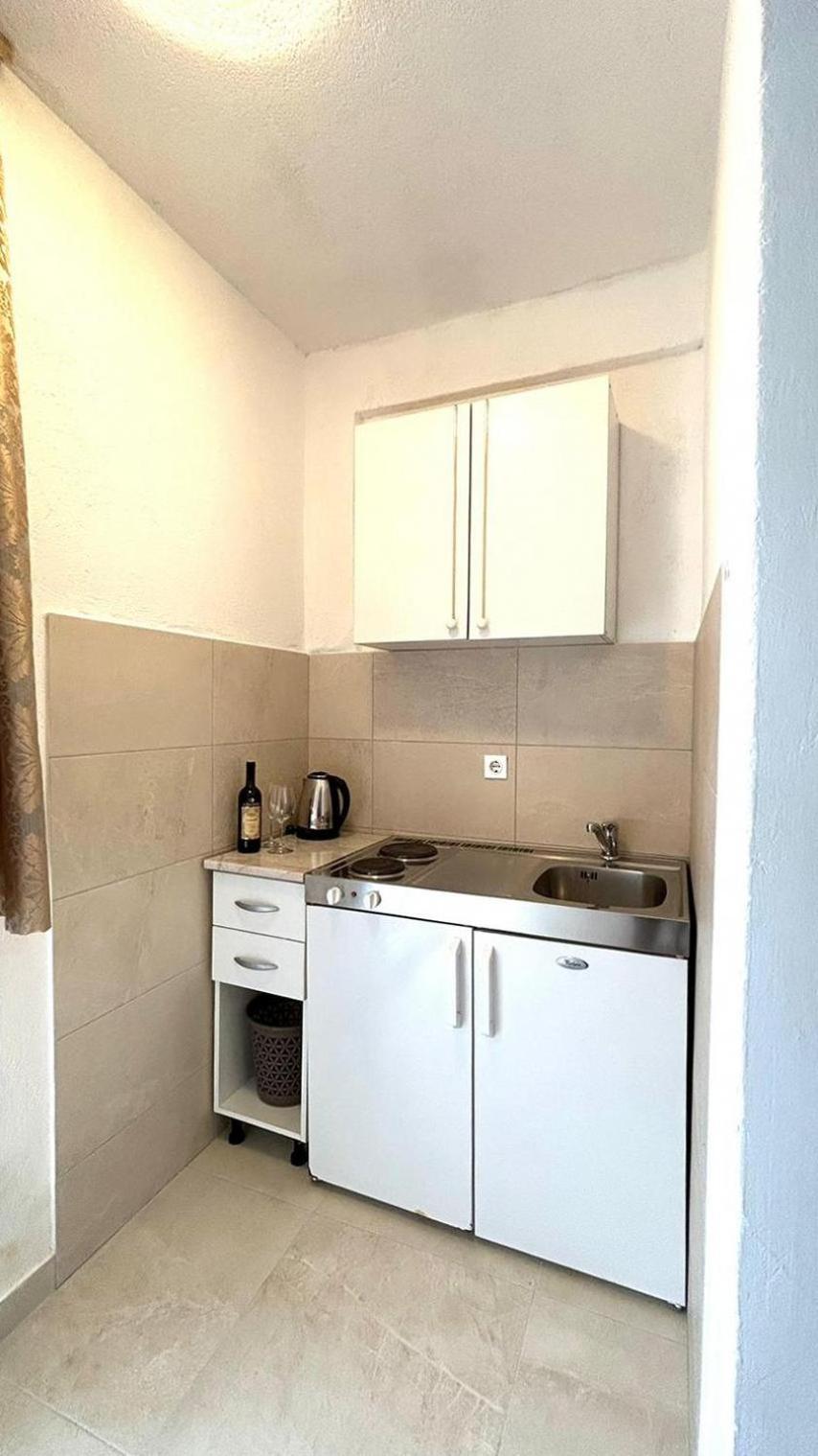 Apartments By The Sea Podaca, Makarska - 4734 Ngoại thất bức ảnh