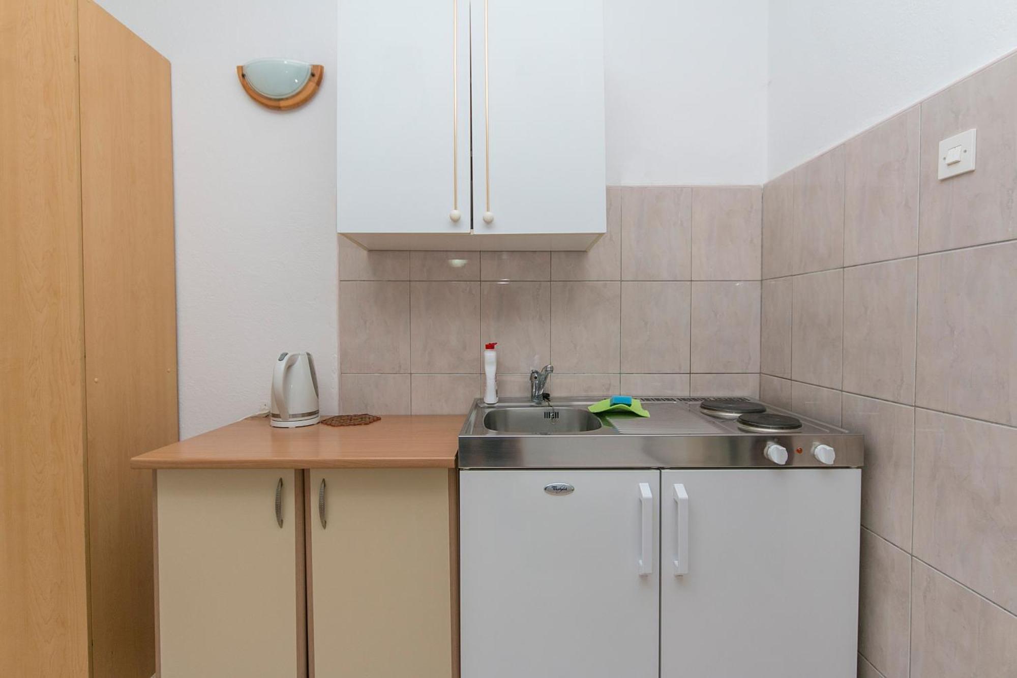 Apartments By The Sea Podaca, Makarska - 4734 Ngoại thất bức ảnh