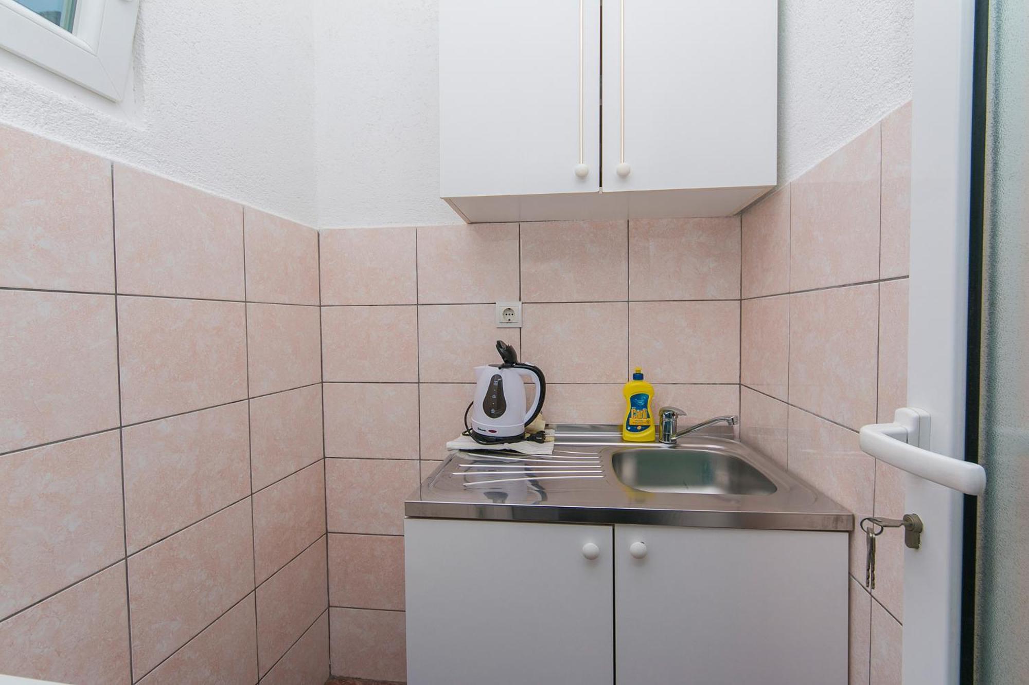 Apartments By The Sea Podaca, Makarska - 4734 Ngoại thất bức ảnh