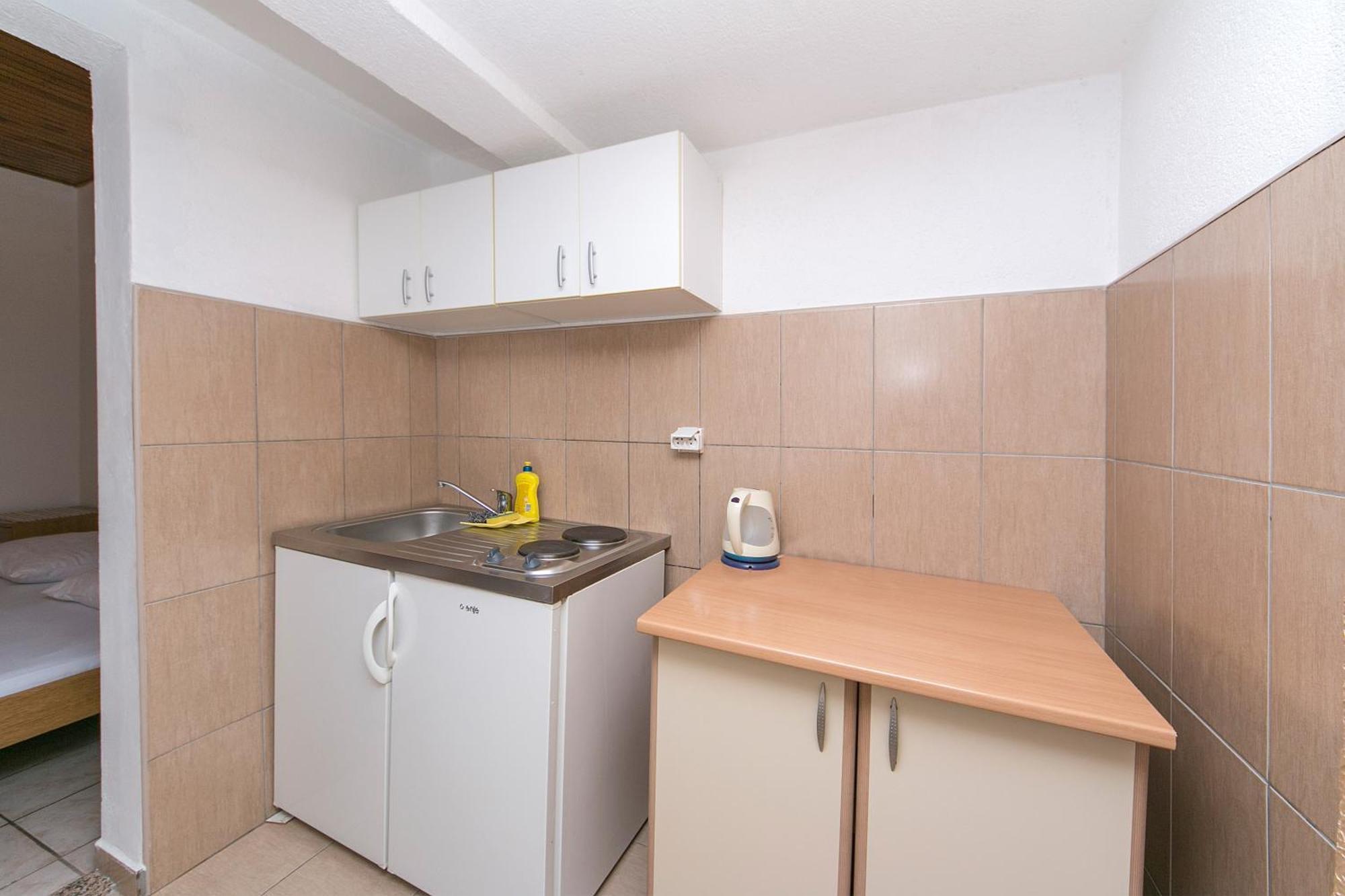 Apartments By The Sea Podaca, Makarska - 4734 Ngoại thất bức ảnh